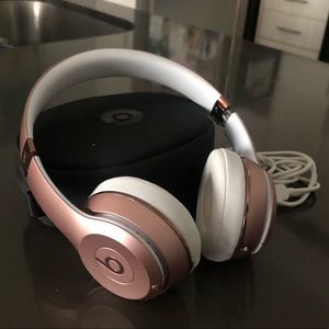 Beats Solo 3 Wireless Headphones